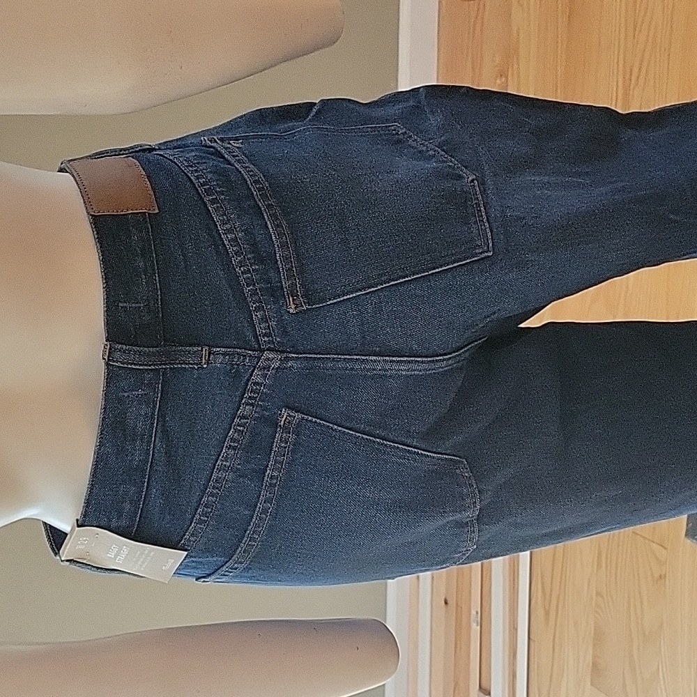 Madewell Baggy Straight Jean - Picture 6 of 15